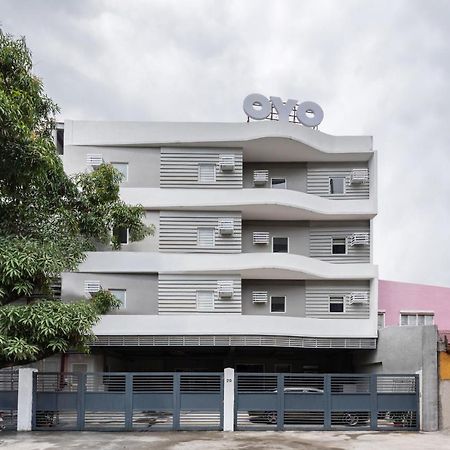 Super Oyo 515 Finnex Hotel Mandaluyong Ngoại thất bức ảnh