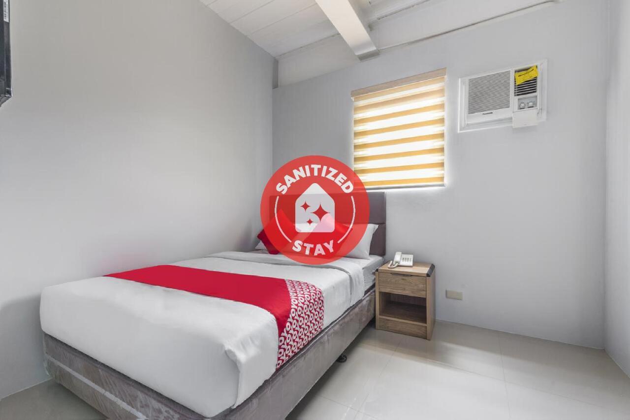 Super Oyo 515 Finnex Hotel Mandaluyong Ngoại thất bức ảnh
