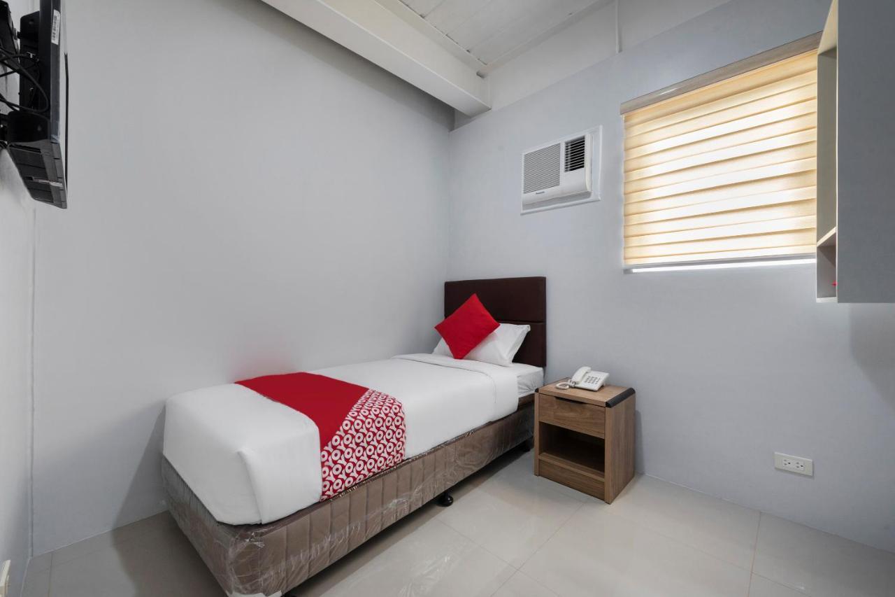 Super Oyo 515 Finnex Hotel Mandaluyong Ngoại thất bức ảnh