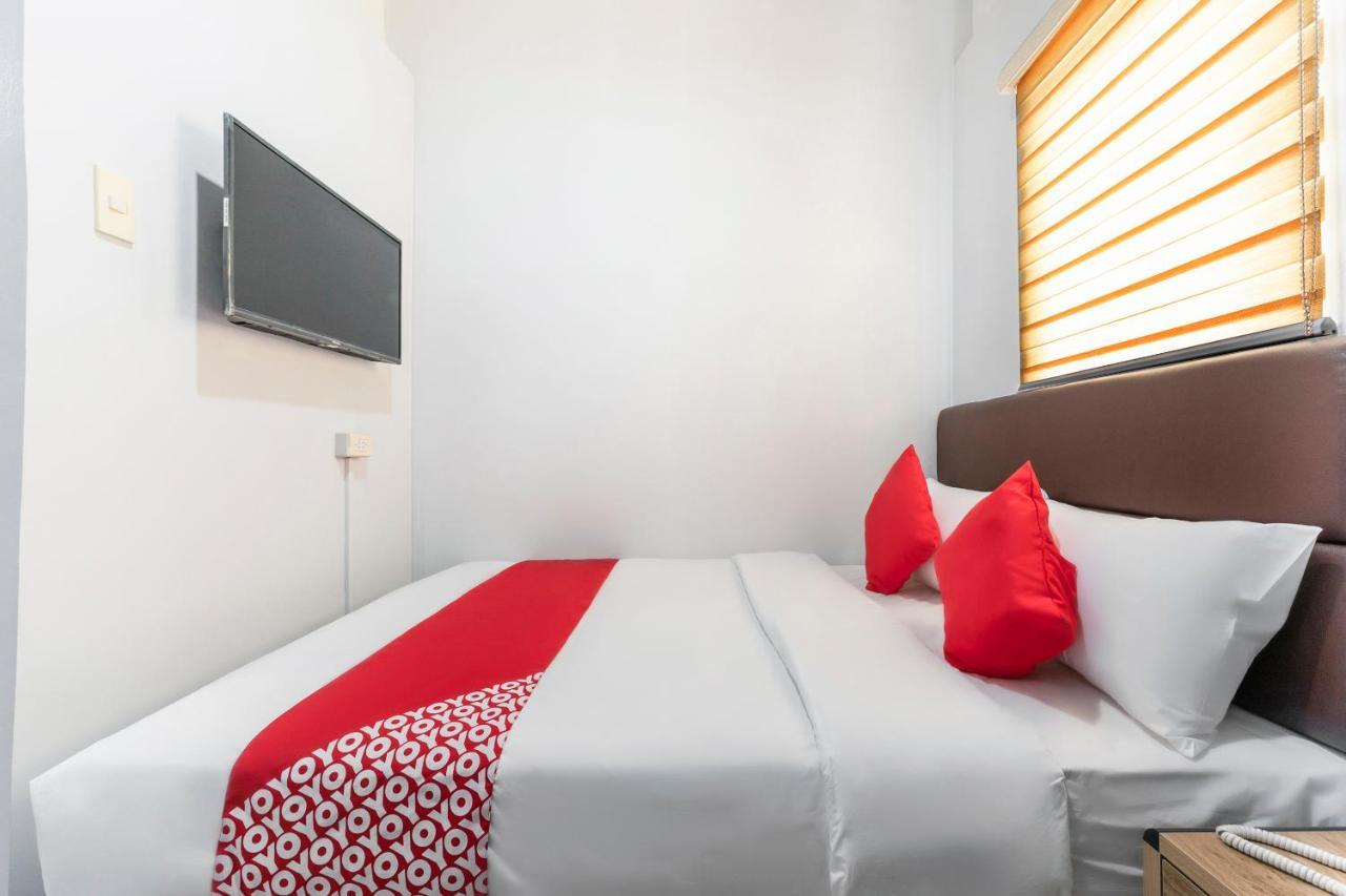 Super Oyo 515 Finnex Hotel Mandaluyong Ngoại thất bức ảnh